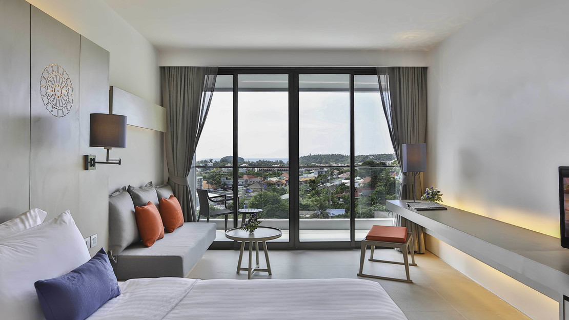  Superior Sea View Room